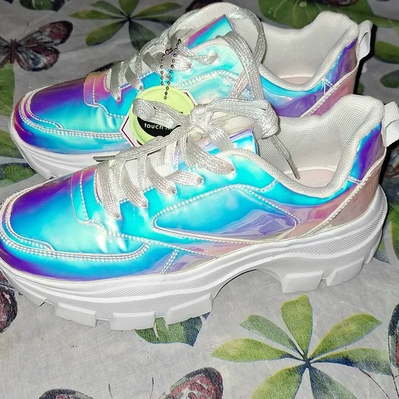 NWT SIZE 9 LUCKY STEP HOLOGRAM MEMORY FOAM PLATFORM SNEAKERS - Picture 2 of 9